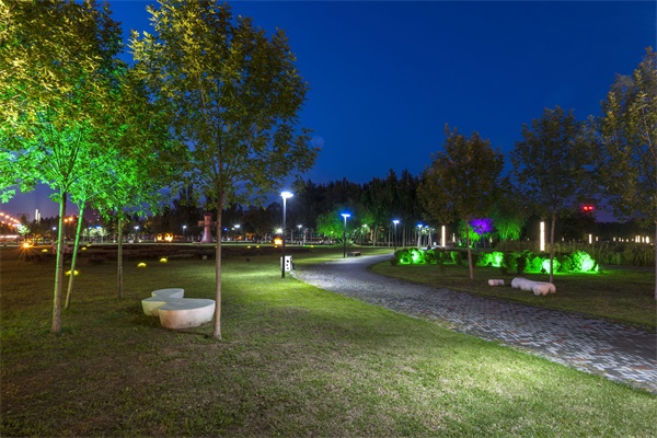 公園景觀夜景照明應(yīng)注重哪些標(biāo)準(zhǔn)？