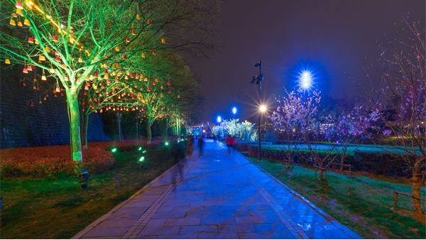 公園led燈光亮化促進(jìn)城市“夜經(jīng)濟(jì)”發(fā)展